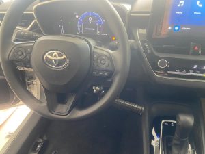 Sağ elden direksiyon altı gaz ve fren aparatı