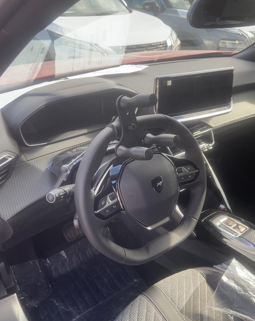 Uyarlanmış direksiyon sistemi çatal aparatı